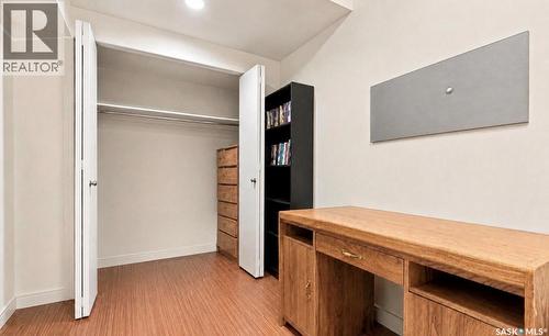504 Leslie Avenue, Saskatoon, SK - Indoor Photo Showing Other Room