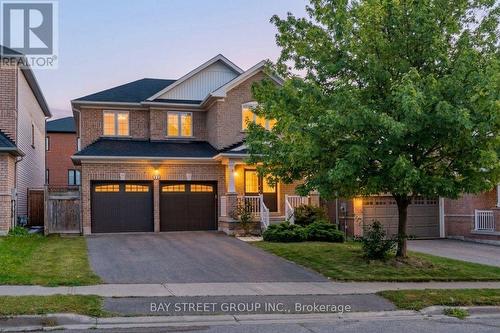 37 MYNDEN WAY  Newmarket, ON L3X 3A7