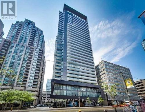 408 - 770 BAY STREET , Toronto, Ontario M5G 0A6