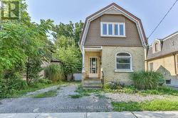 24 MOUNT PLEASANT AVENUE London North (North N), ON N6H 1C9