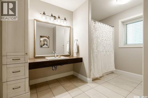 107 Mahabir Crescent, Saskatoon, SK - Indoor Photo Showing Bathroom