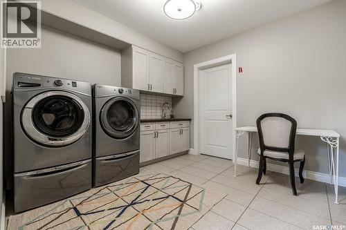 107 Mahabir Crescent, Saskatoon, SK - Indoor Photo Showing Laundry Room