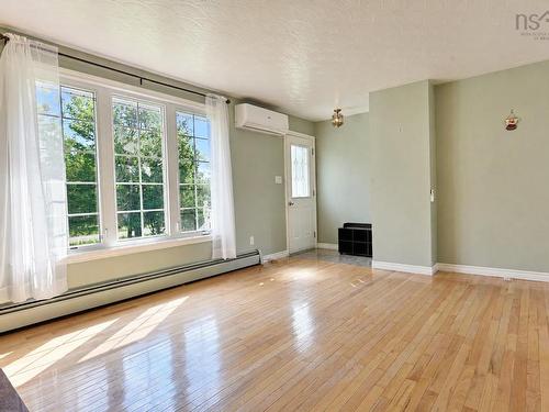 365 Johnson Rd, Georges River, NS - Indoor