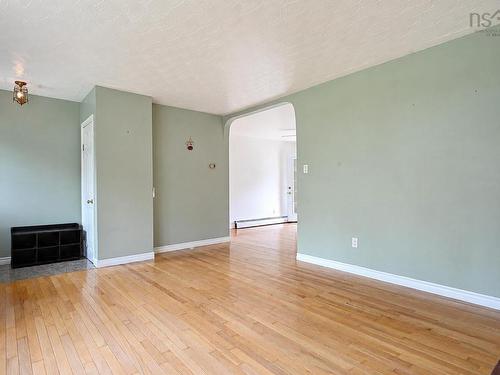 365 Johnson Rd, Georges River, NS - Indoor