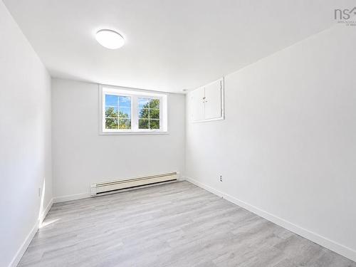 365 Johnson Rd, Georges River, NS - Indoor Photo Showing Other Room