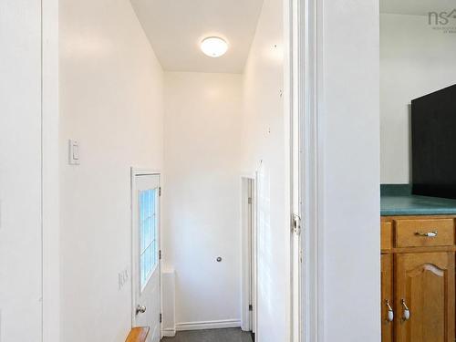 365 Johnson Rd, Georges River, NS - Indoor Photo Showing Other Room