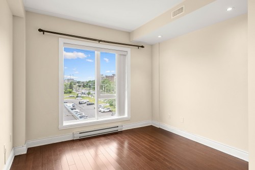 Bedroom - 507-4125 Boul. St-Jean, Dollard-Des-Ormeaux, QC - Indoor Photo Showing Other Room