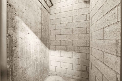Storage - 507-4125 Boul. St-Jean, Dollard-Des-Ormeaux, QC - Indoor Photo Showing Bathroom