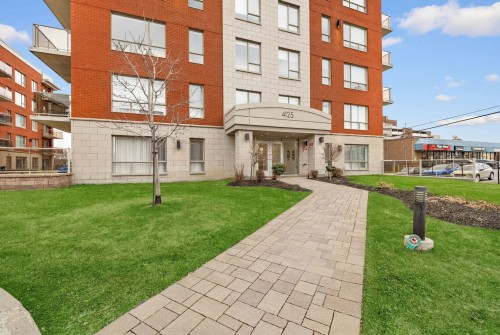 Front of Structure - 507-4125 Boul. St-Jean, Dollard-Des-Ormeaux, QC - Outdoor