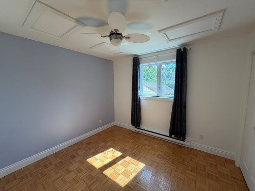 Chambre à coucher - 2703 Av. Bériot, Boisbriand, QC - Indoor Photo Showing Other Room