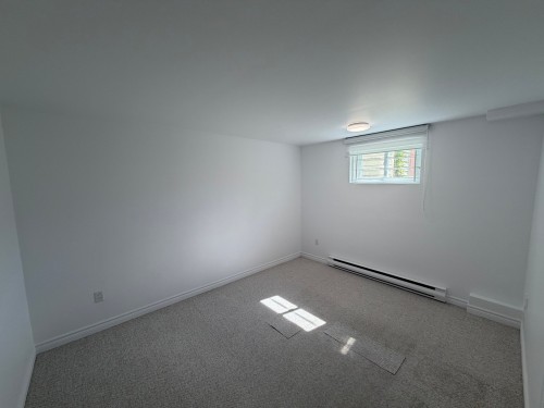 Chambre à coucher - 2703 Av. Bériot, Boisbriand, QC - Indoor Photo Showing Other Room