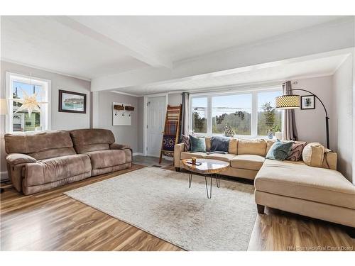 325 Salisbury Rd, Moncton, NB 