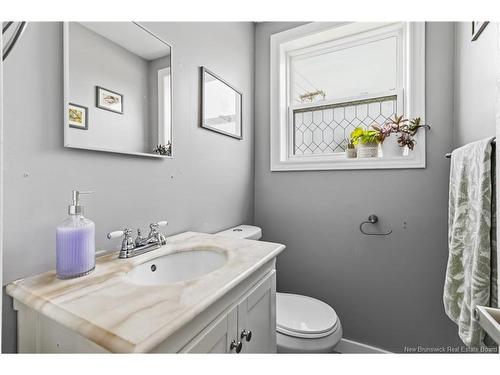 325 Salisbury Rd, Moncton, NB 