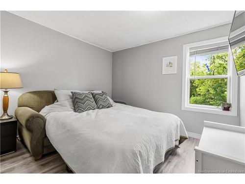 325 Salisbury Rd, Moncton, NB 