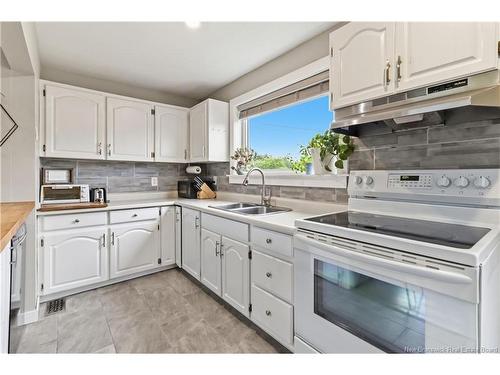 325 Salisbury Rd, Moncton, NB 