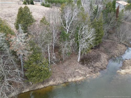 --- Route 385, Maple View, NB 