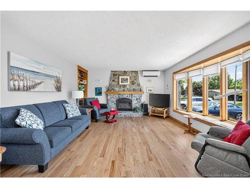 330 Vanier St, Dieppe, NB 