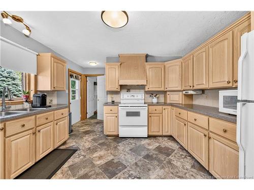 330 Vanier St, Dieppe, NB 