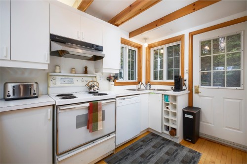 Cuisine - 125 Ch. Des Cèdres, Sainte-Anne-Des-Lacs, QC - Indoor Photo Showing Kitchen