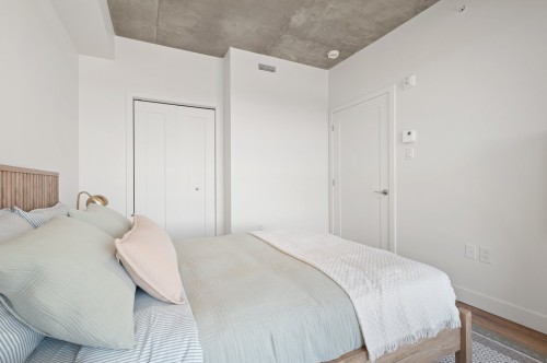 Chambre à coucher - 204-4420 Boul. Lévesque E., Laval (Saint-Vincent-De-Paul), QC - Indoor Photo Showing Bedroom