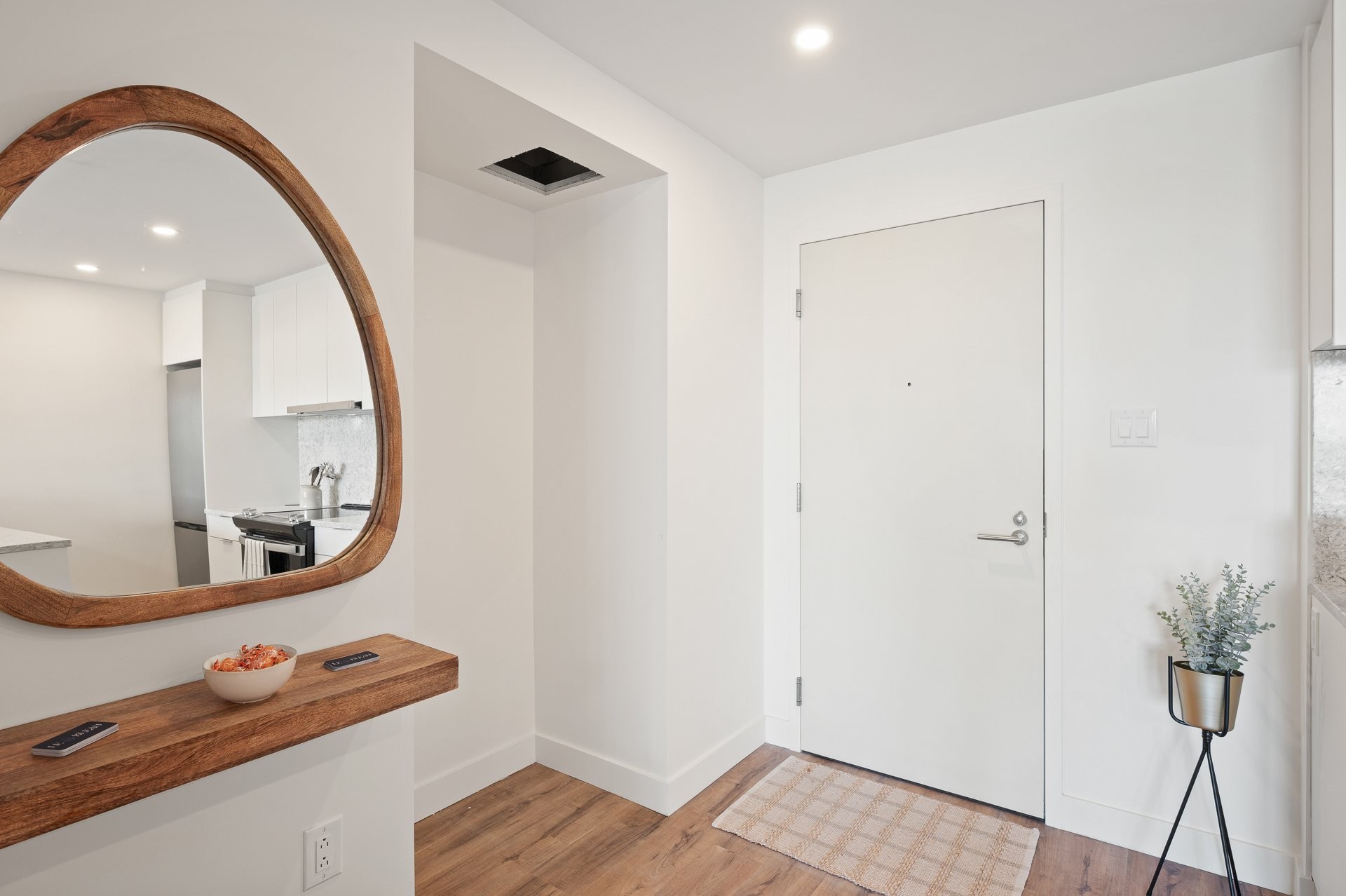 303 4420 Boul Levesque E — photo 1