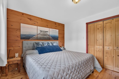 Chambre à coucher principale - 1732 Ch. Du Lac-Paquet E., Rivière-Rouge, QC - Indoor Photo Showing Bedroom