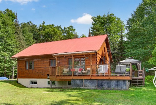 Face arrière - 1732 Ch. Du Lac-Paquet E., Rivière-Rouge, QC - Outdoor With Deck Patio Veranda