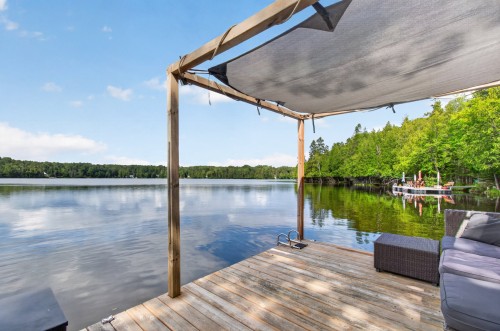 Bord de l'eau - 1732 Ch. Du Lac-Paquet E., Rivière-Rouge, QC - Outdoor With Body Of Water With View