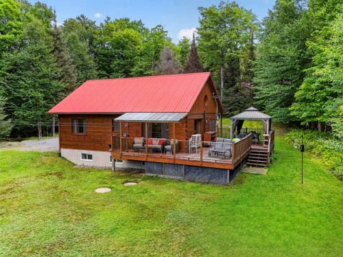 Face arrière - 1732 Ch. Du Lac-Paquet E., Rivière-Rouge, QC - Outdoor With Deck Patio Veranda With Backyard