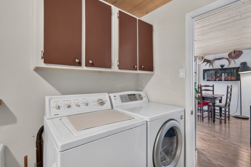 Bathroom - 1752 Ch. Du 5E-Rang S., Rivière-Rouge, QC - Indoor Photo Showing Laundry Room