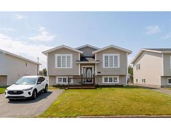 10 O'Flaherty Crescent  Mount Pearl, NL A1N 4L8