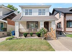 1437 WINDERMERE  Windsor, ON N8Y 3G1