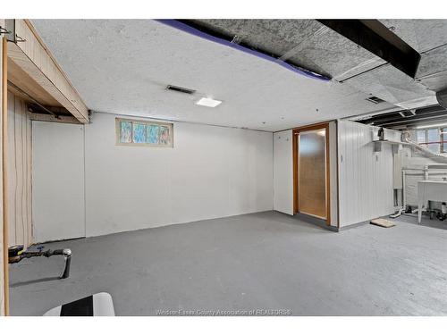 1437 Windermere, Windsor, ON 