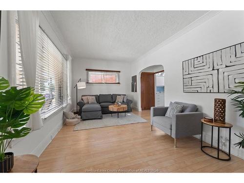 1437 Windermere, Windsor, ON 