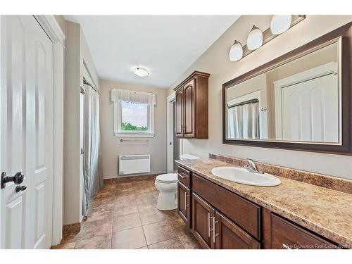 141 Oak Ridge Dr, Moncton, NB 
