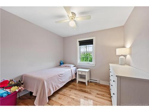 141 Oak Ridge Dr, Moncton, NB 
