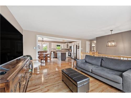 141 Oak Ridge Dr, Moncton, NB 