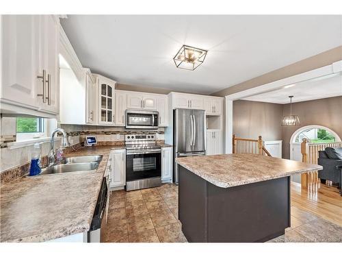 141 Oak Ridge Dr, Moncton, NB 
