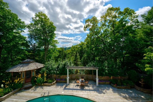 Vue - 276 Ch. Du Belvédère, Piedmont, QC - Outdoor With In Ground Pool