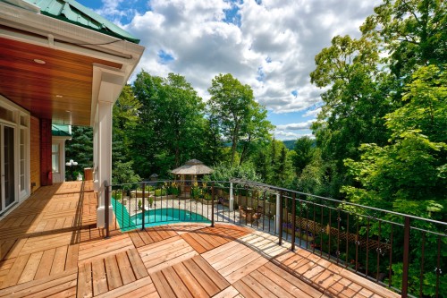 Vue - 276 Ch. Du Belvédère, Piedmont, QC - Outdoor With Deck Patio Veranda