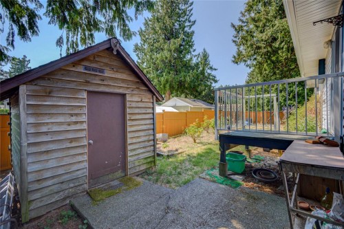 2193 Cardinal Pl, Comox, BC 