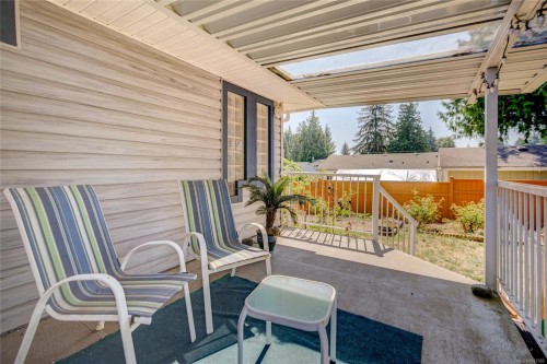 2193 Cardinal Pl, Comox, BC 