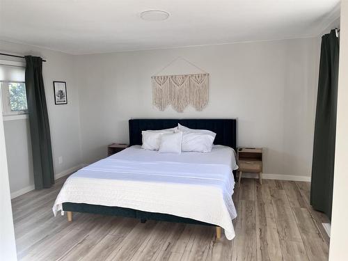 434 Hebert Street, Thunder Bay, ON - Indoor Photo Showing Bedroom