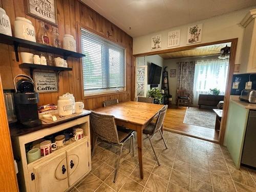 79 Brompton Road, Red Rock, ON - Indoor With Fireplace