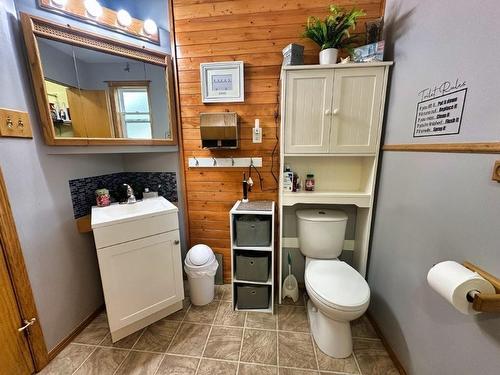 79 Brompton Road, Red Rock, ON - Indoor Photo Showing Bathroom