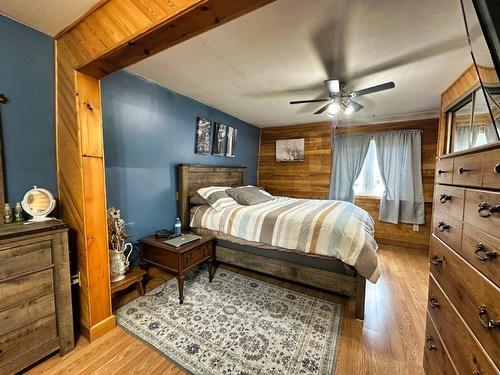 79 Brompton Road, Red Rock, ON - Indoor Photo Showing Bedroom