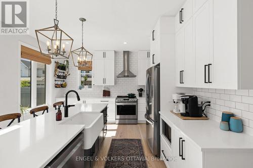 720 Coast Circle, Ottawa, ON - Indoor Photo Showing Kitchen With Stainless Steel Kitchen With Upgraded Kitchen