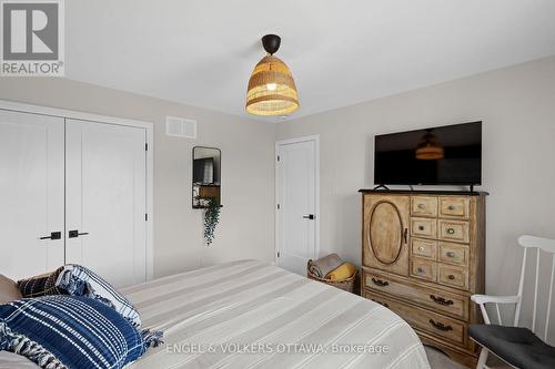720 Coast Circle, Ottawa, ON - Indoor Photo Showing Bedroom