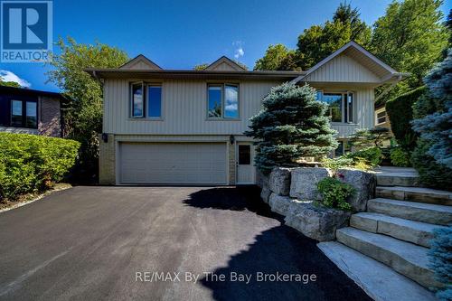50 HILLTOP COURT  Caledon (Bolton West), ON L7E 2P8