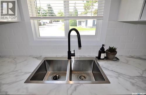 407 Wathaman Crescent, Saskatoon, SK - Indoor Photo Showing Kitchen With Double Sink